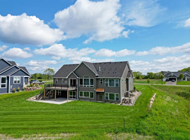 7620 Lake John Drive, Annandale, MN 55302