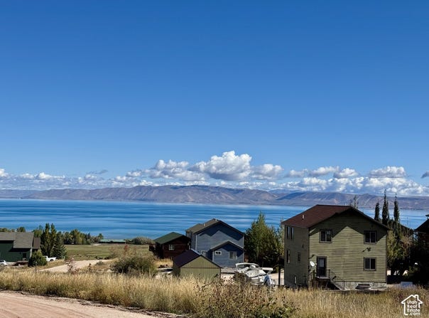 834 N BUFFSILT Ct, Garden City, UT 84028