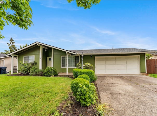 1735 RAINBOW Dr, Springfield, OR 97477