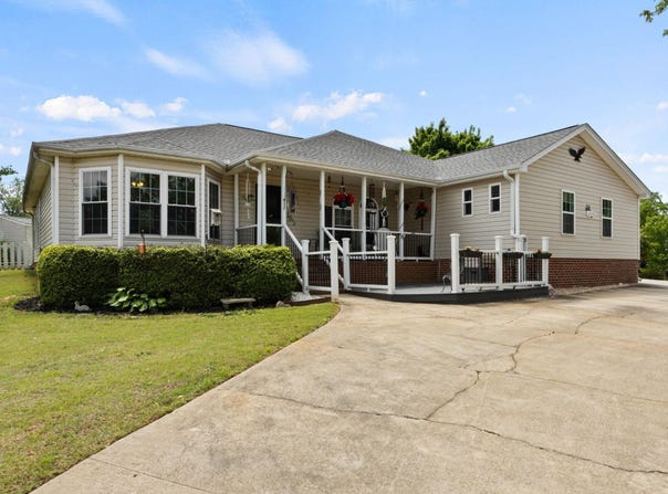 216 Cornelson Drive, Greer, SC 29651