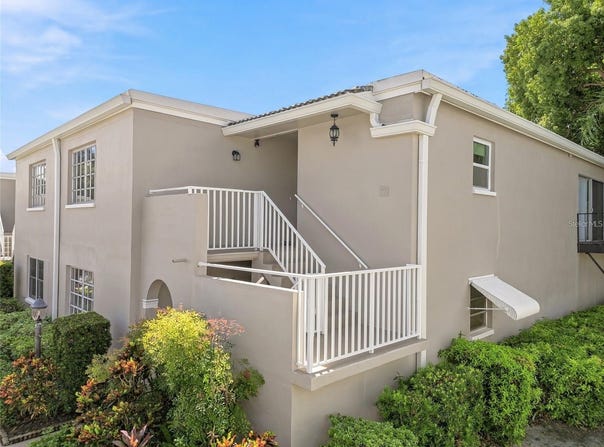919 OSCEOLA Road, BELLEAIR, FL 33756