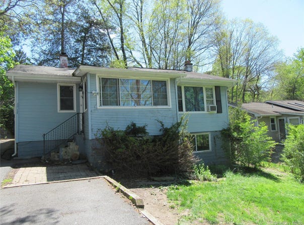 17 Whippoorwill Trail, Monroe, NY 10950