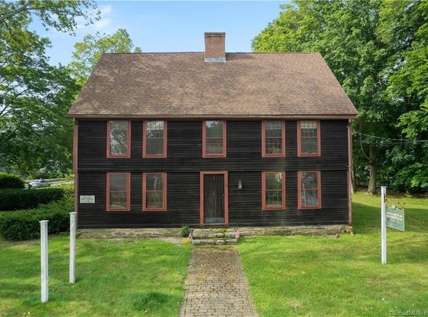 130 E Main Street, Clinton, CT 06413