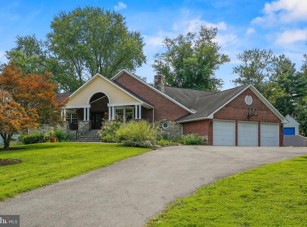 318 DUXBURY Road, SILVER SPRING, MD 20905