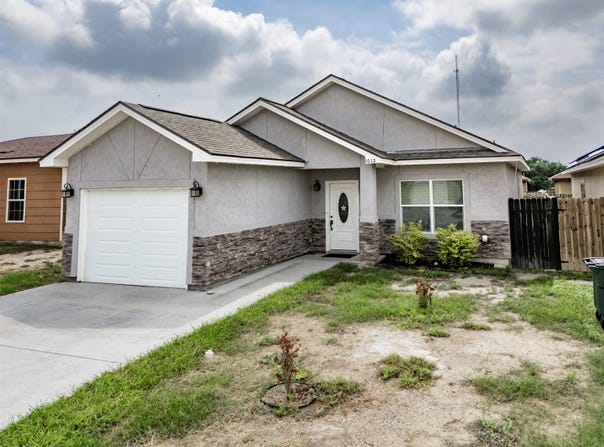 1012 Tesoro, Del Rio, TX 78840