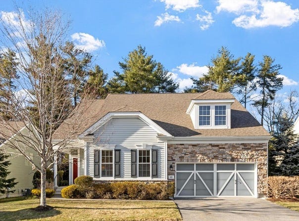 35 Greenside Ln, Acton, MA 01720