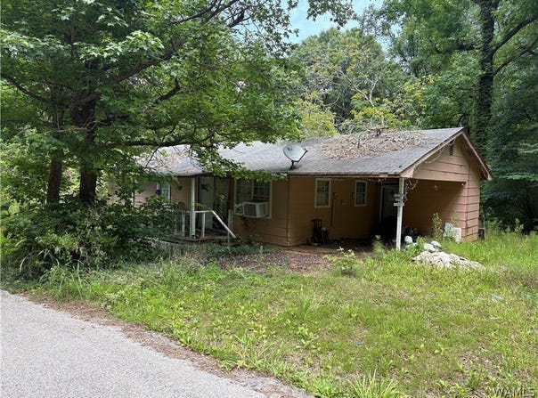 40 Walker Drive, Fayette, AL 35555