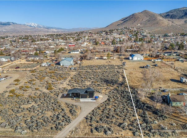 1356 Stephanie Way, Minden, NV 89423