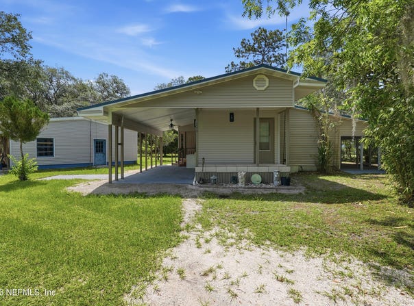 246 AZALEA Avenue, Interlachen, FL 32148