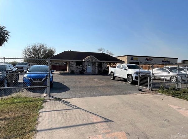 3301 N Veterans Boulevard, Pharr, TX 78577
