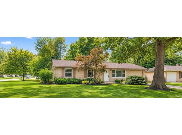 1220 Highland Terrace Drive, New Haven, IN 46774