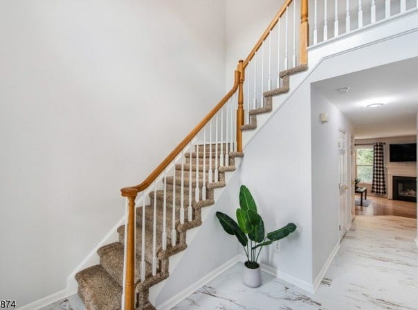 16 Cotton Ct, Hardyston Twp., NJ 07419-9780