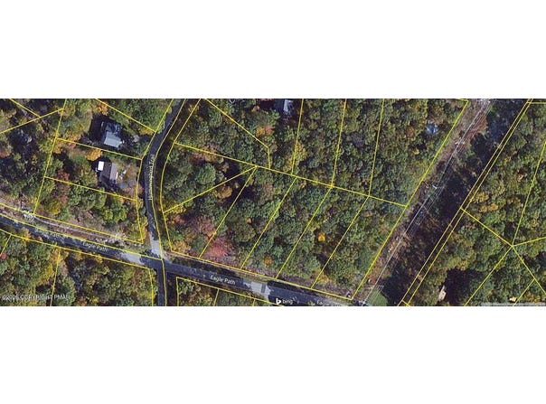 Eagle Path Rd lot: 418/419, Bushkill, PA 18324