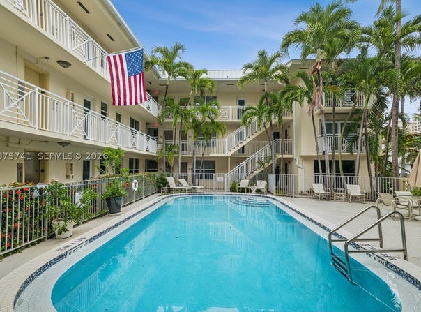 255 Sunrise Dr, Key Biscayne, FL 33149