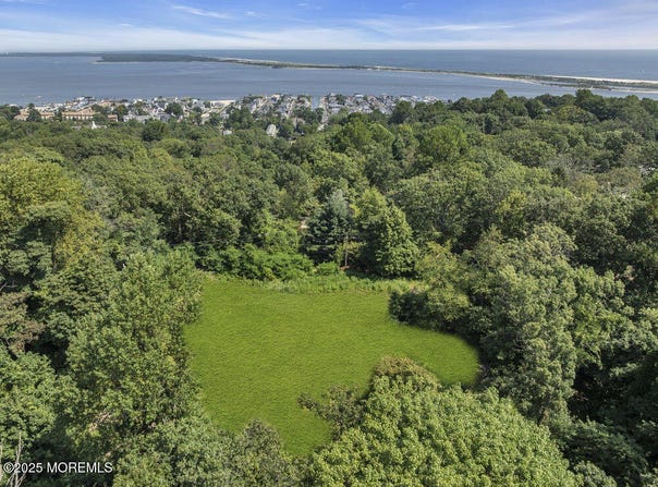26 Park Way, Highlands, NJ 07732