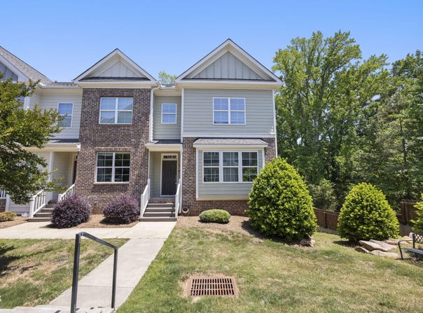 908 Laurel Gate Drive, Wake Forest, NC 27587