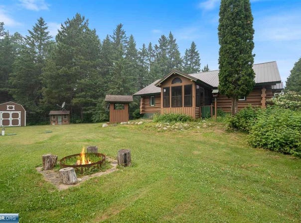 3521 S Fire Trl, Eveleth, MN 55734