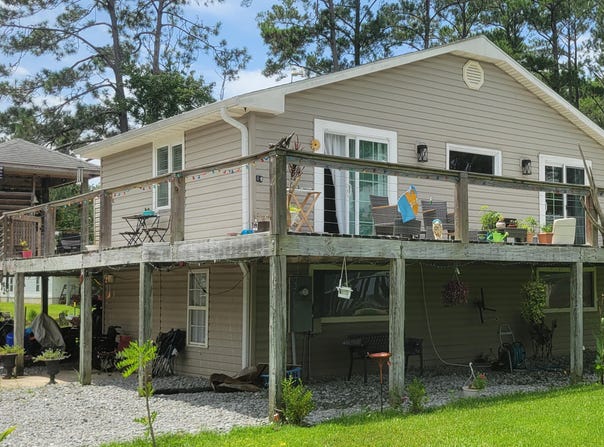 174 S River Drive, Beaufort, NC 28516