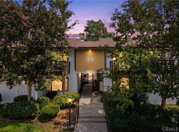 1300 W Lambert, La Habra, CA 90631