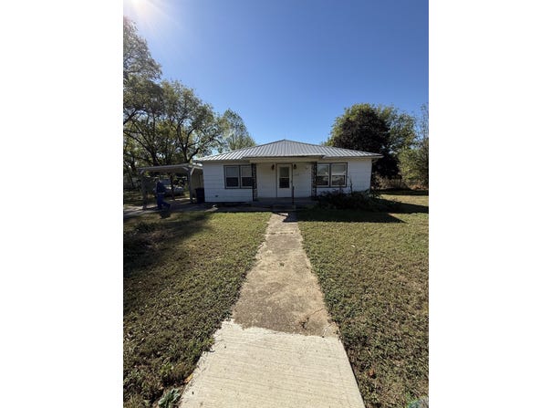 17150 3rd Street, Winona, MO 65588