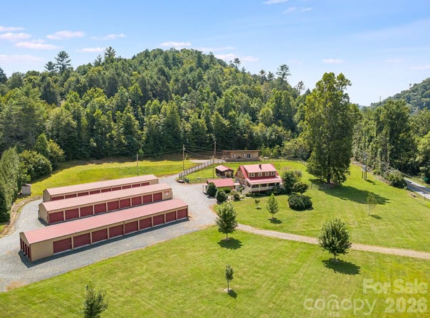 58 Guntertown Road, Marshall, NC 28753