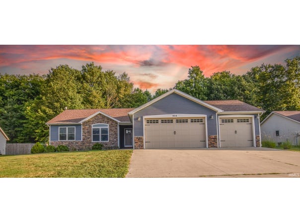904 Nicholas Trail, Fremont, IN 46737