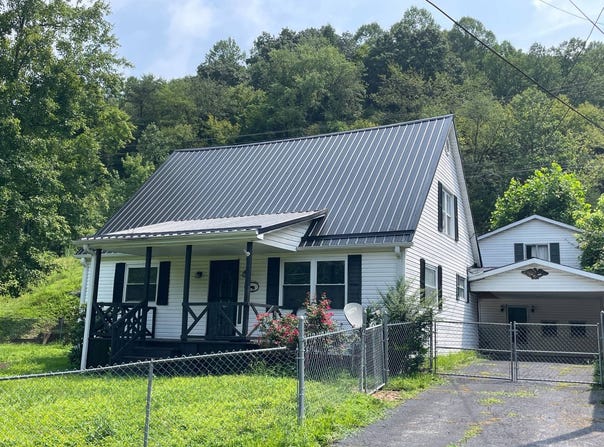 53 Meadow Breeze Lane, Kermit, WV 25674