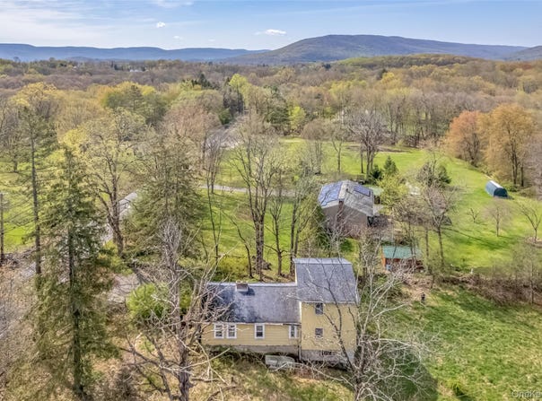 59 Bethlehem Road, New Windsor, NY 12553
