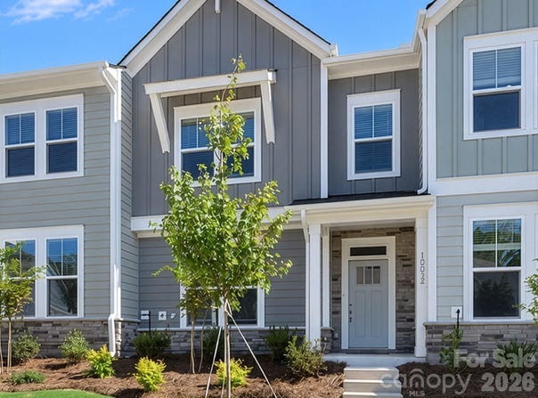 10032 Mamillion Drive, Huntersville, NC 28078