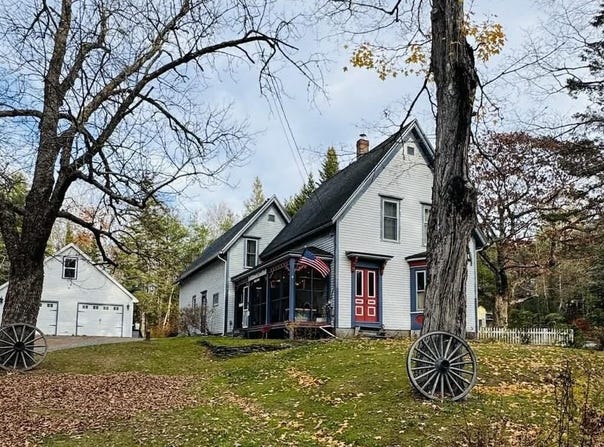 98 Hog Bay Road, Franklin, ME 04634