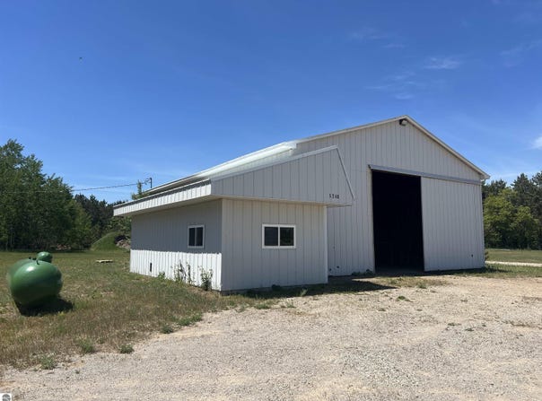 5240 S US-131, Mancelona, MI 49659