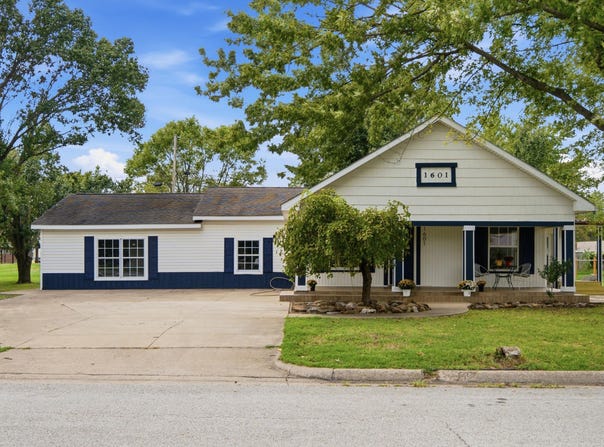 1601 E NW, Miami, OK 74354