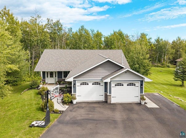 4378 Ugstad Rd, Hermantown, MN 55811