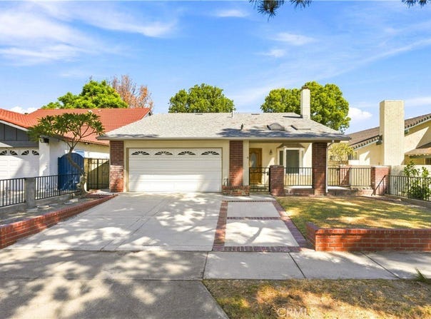 13633 Beach Street, Cerritos, CA 90703