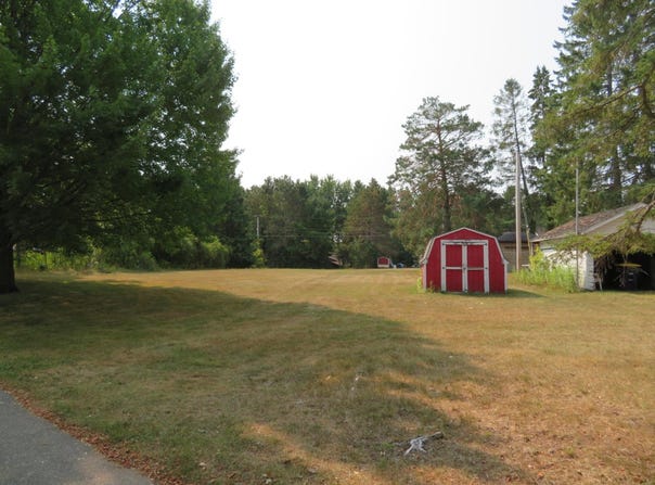 ON RAILROAD ST, Rhinelander, WI 54501