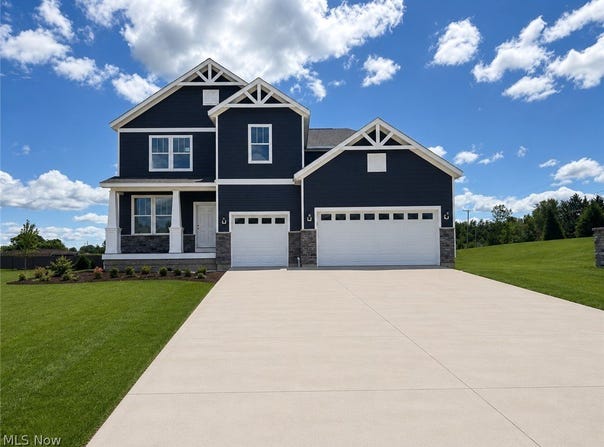 6379 Cooper Hawk Drive, Medina, OH 44256