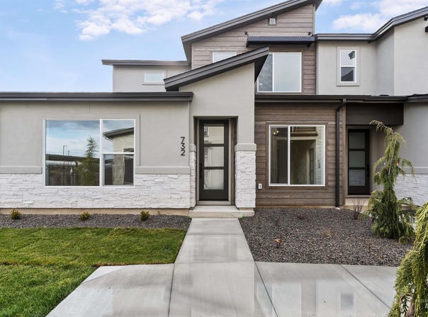 764 S Calhoun Ln., Star, ID 83669