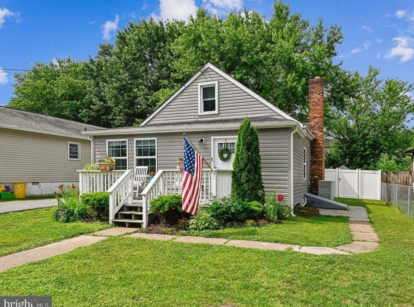 1129 WHARF Drive, PASADENA, MD 21122