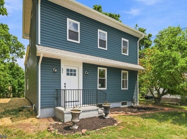 31 N Main St, Flemington Boro, NJ 08822-1156