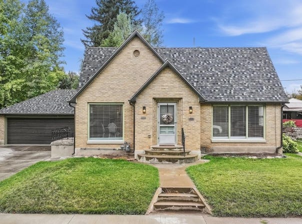 216 S 3RD E E, Preston, ID 83263