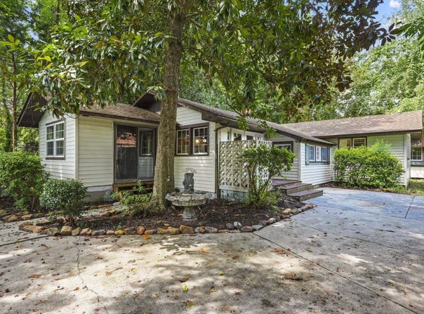 419 3rd Ave. S, Surfside Beach, SC 29575
