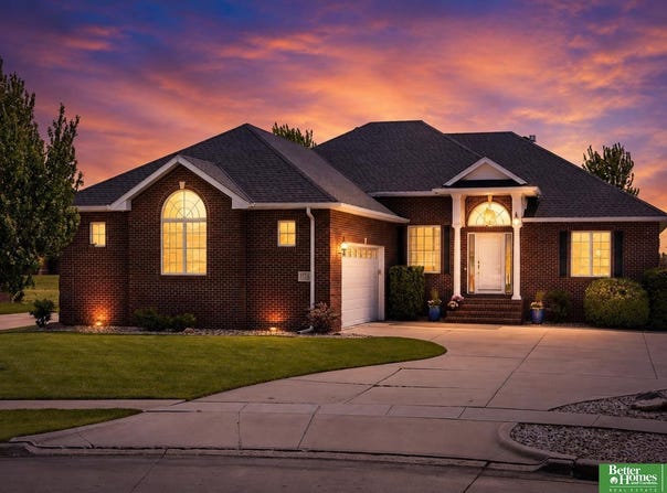 3211 Deer Run, Fremont, NE 68025