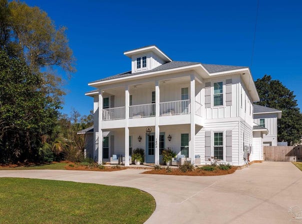 1806 E Hernandez St, Pensacola, FL 32503
