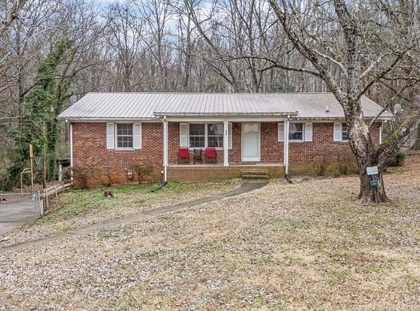 204 Hamilton Road, Lexington, NC 27295