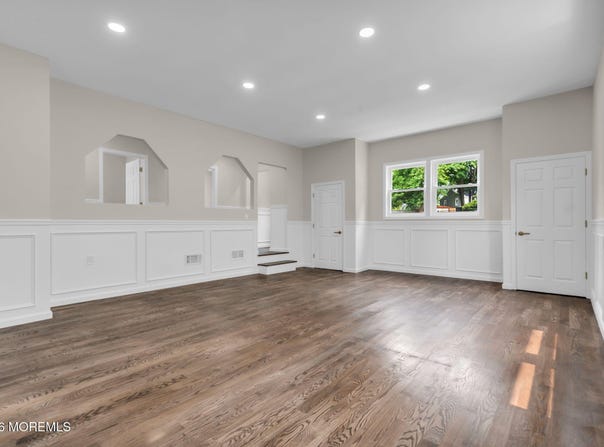 750 Lorraine Drive, Keyport, NJ 07735