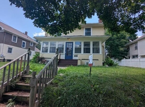 1205 E Ganson Street, Jackson, MI 49201