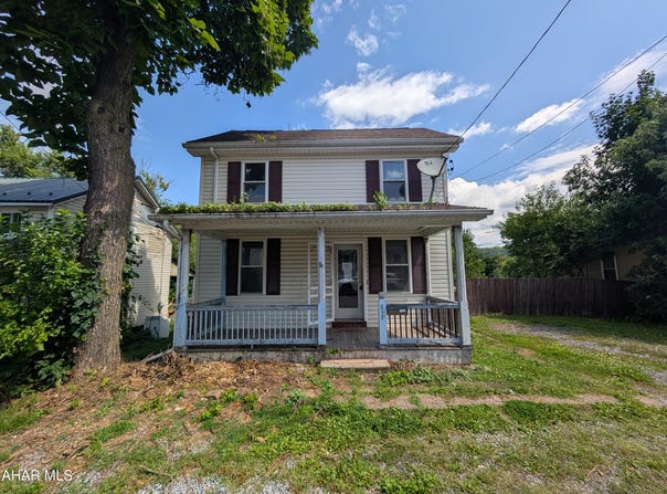 212 Spring Street, Bedford, PA 15522