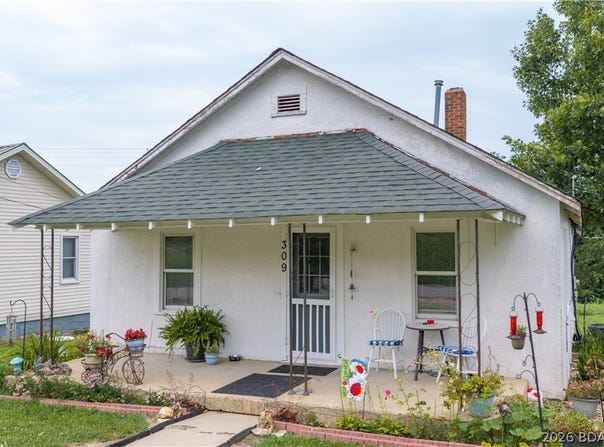 309 E Main Street, Richland, MO 65556
