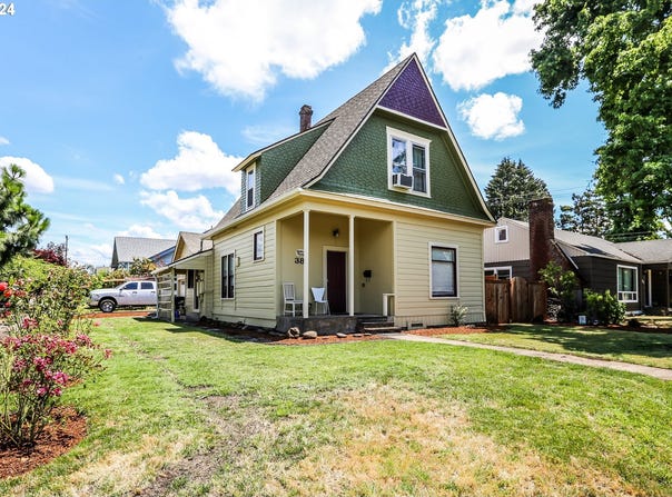 381 9TH St, Springfield, OR 97477