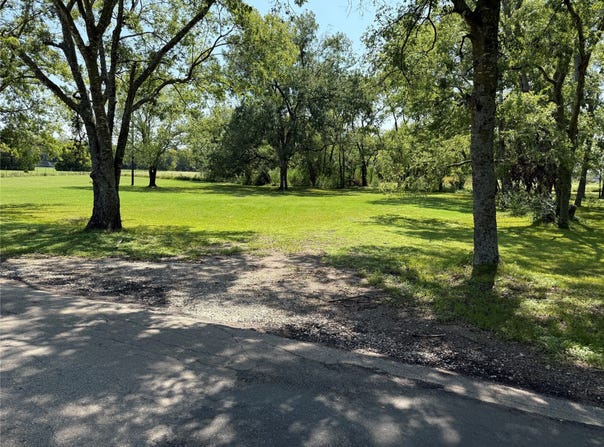 1049 Industrial Boulevard, Point, TX 75472
